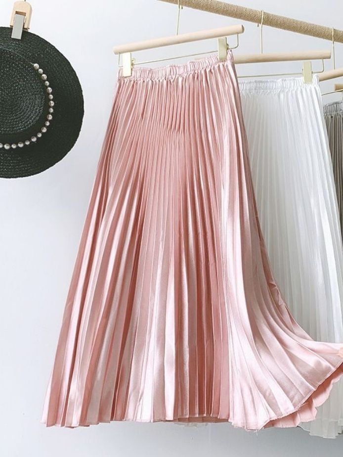 Metallic Pleated Long Skirt