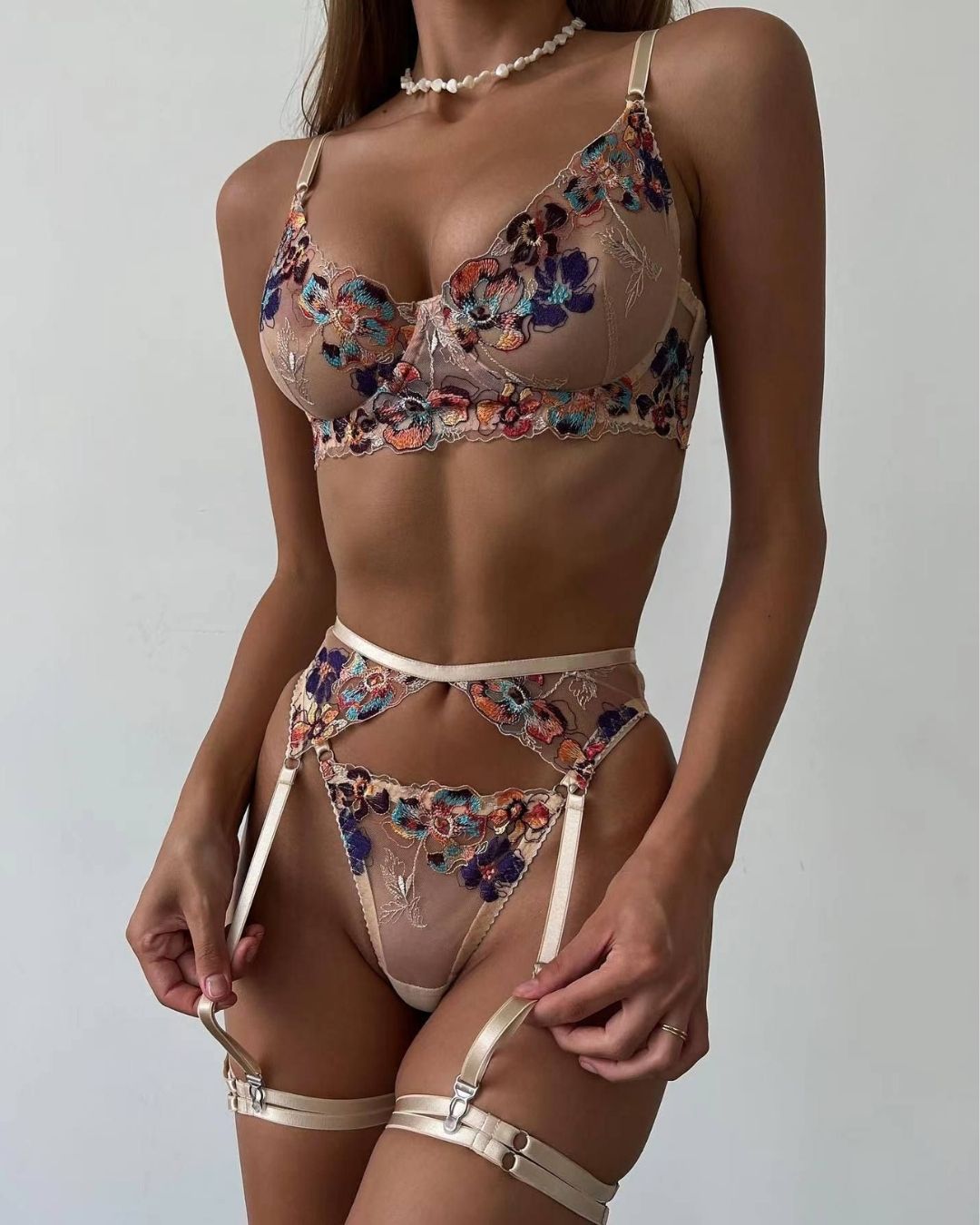 Embroidery Lace Sexy Garter Lingerie Set