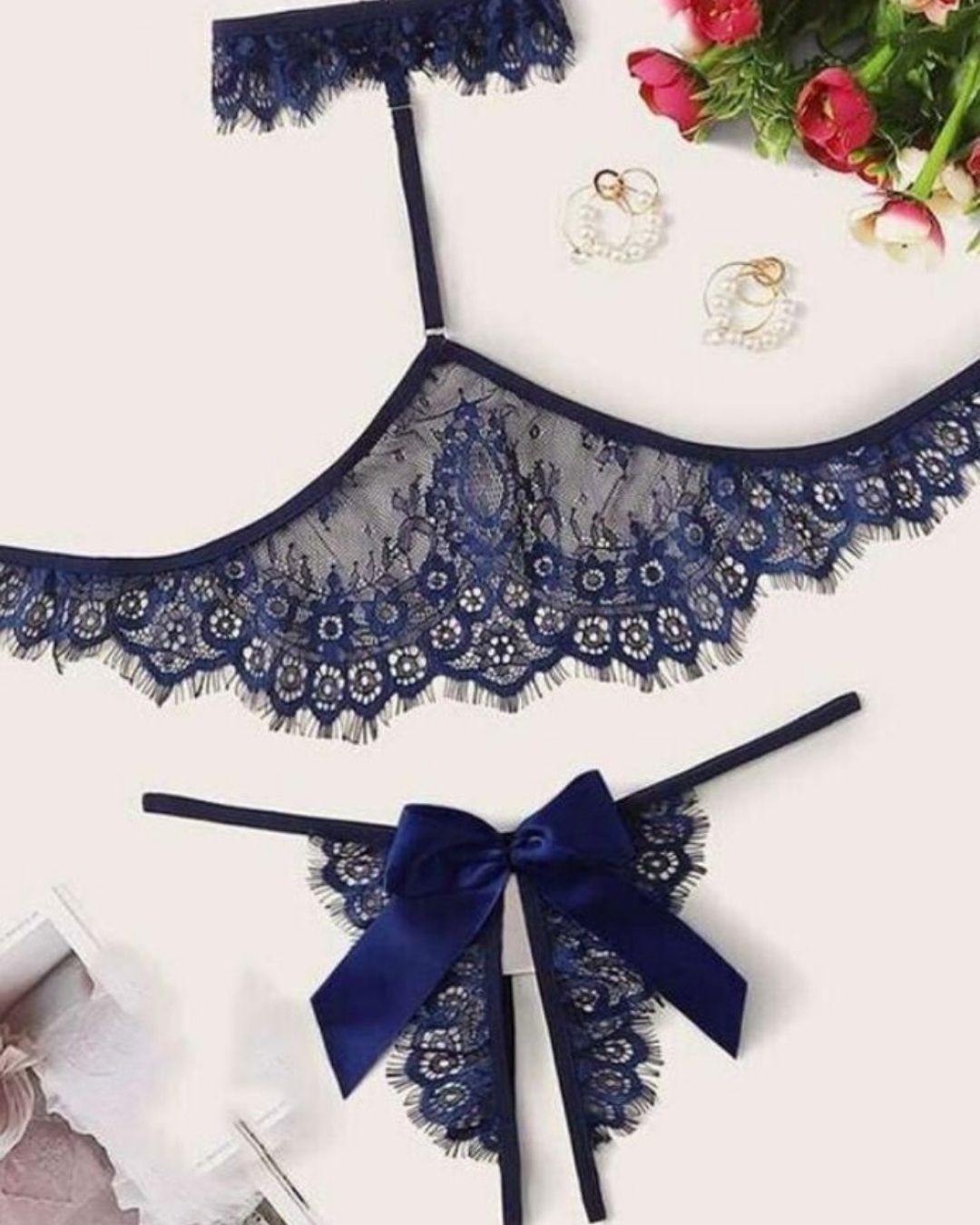 Bowknot Opening Sexy Lace Lingerie