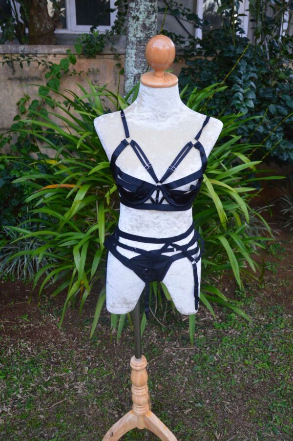 Black Sexy LingerieSet - Image 2