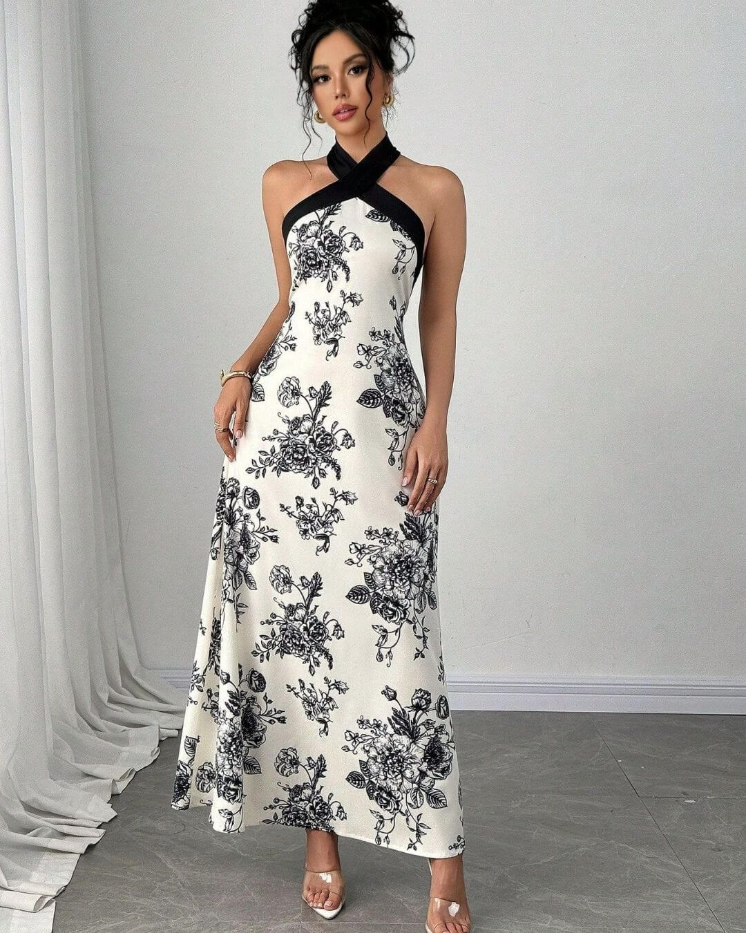 Summer Backless Halter Dress